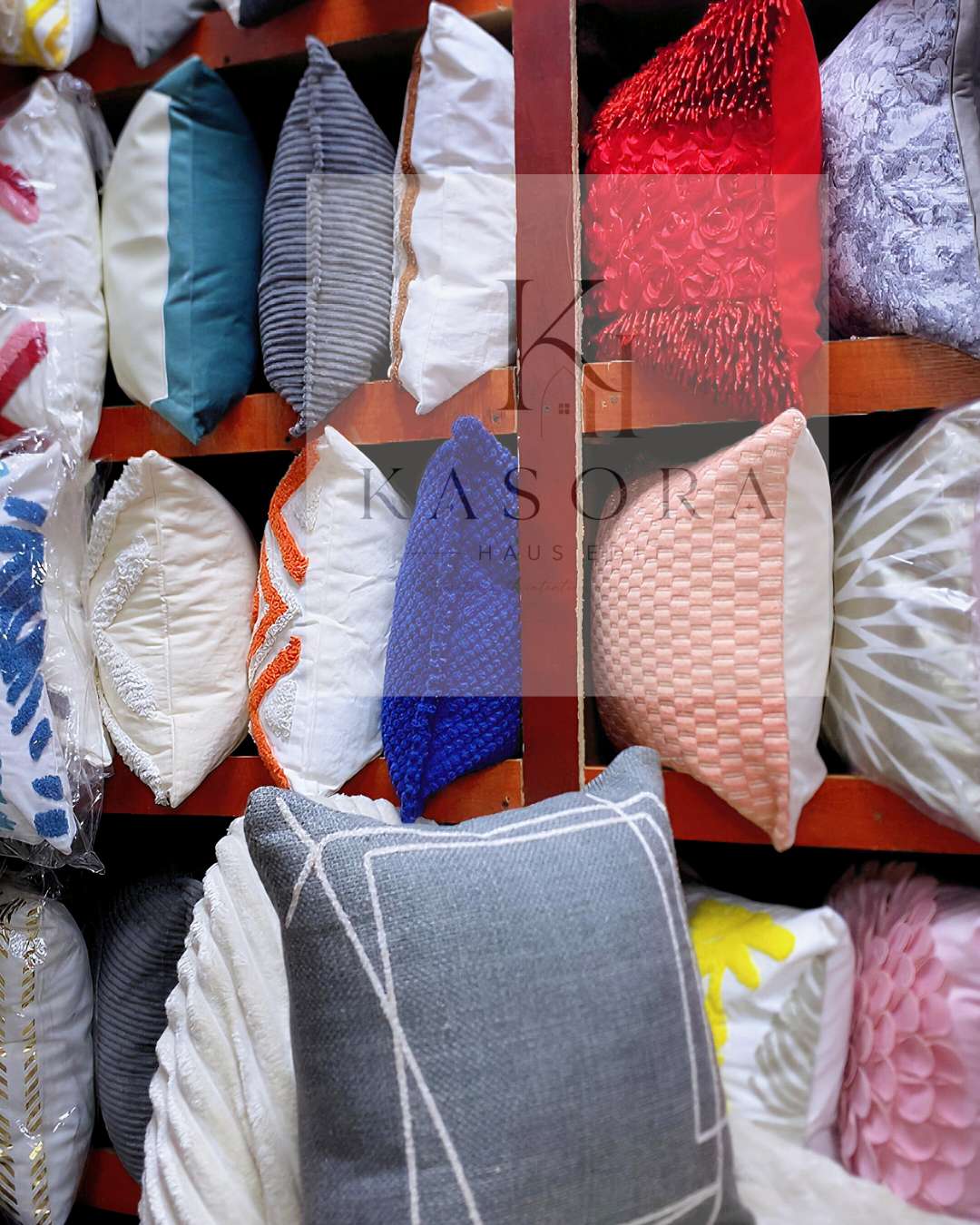 throw pillow 