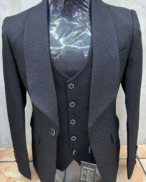 Men's Three-Piece Suit