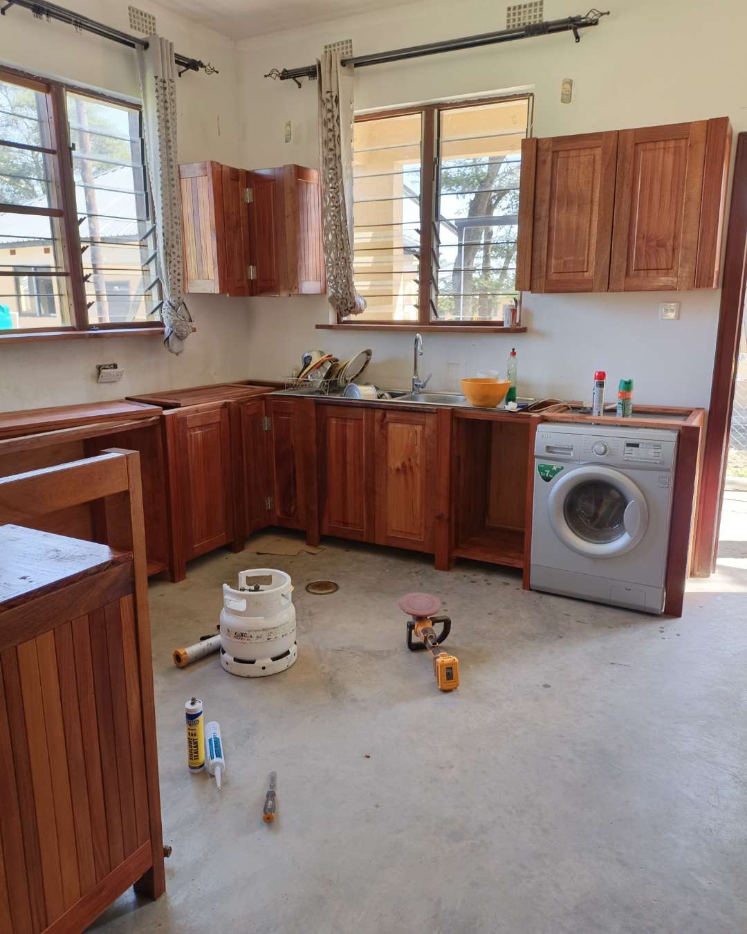 Solid Hardwood Kitchen Units