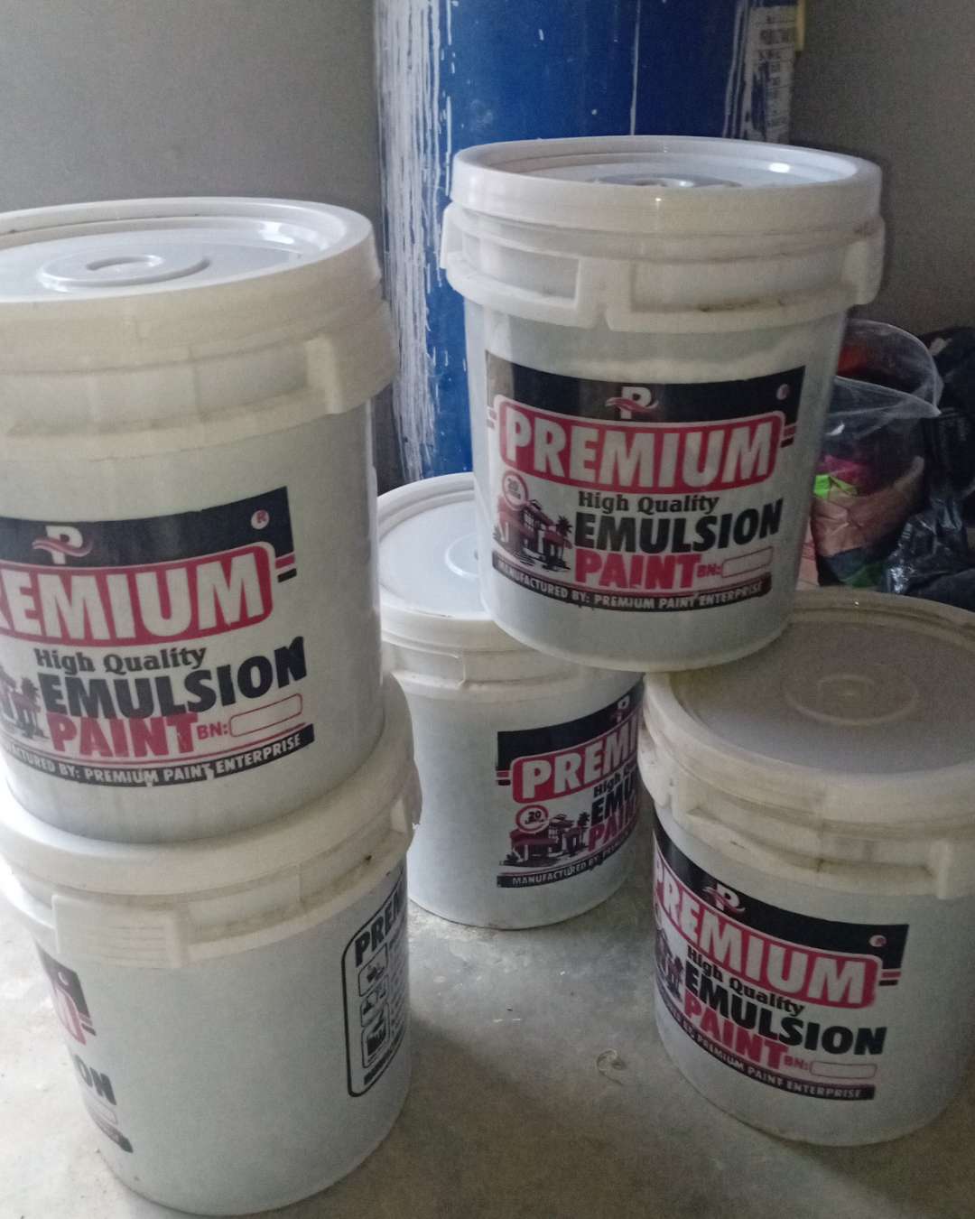 PREMIUM 
