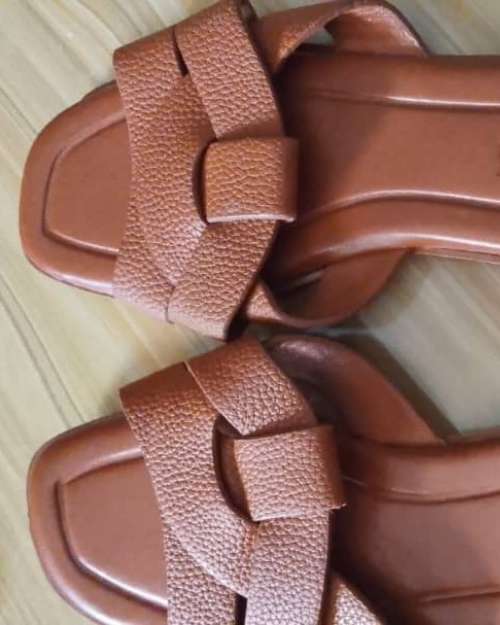 Brown Plate Sandals