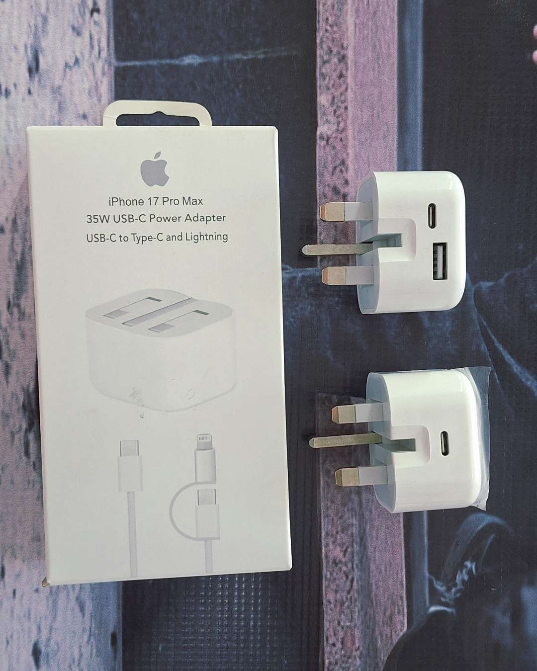 35W USB-C Power Adapter with USB-C to Type-C and Lightning Cables