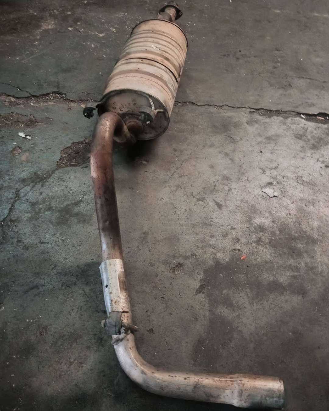 Toyota Tundra 2005 Exhaust Muffler