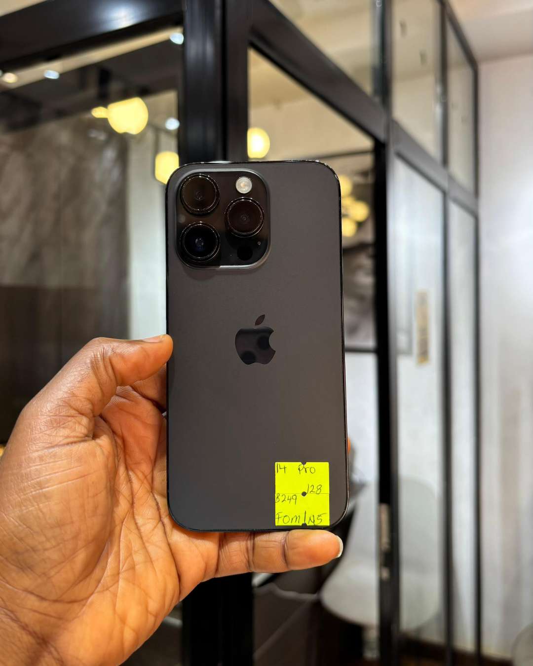 UK used iPhone 14pro