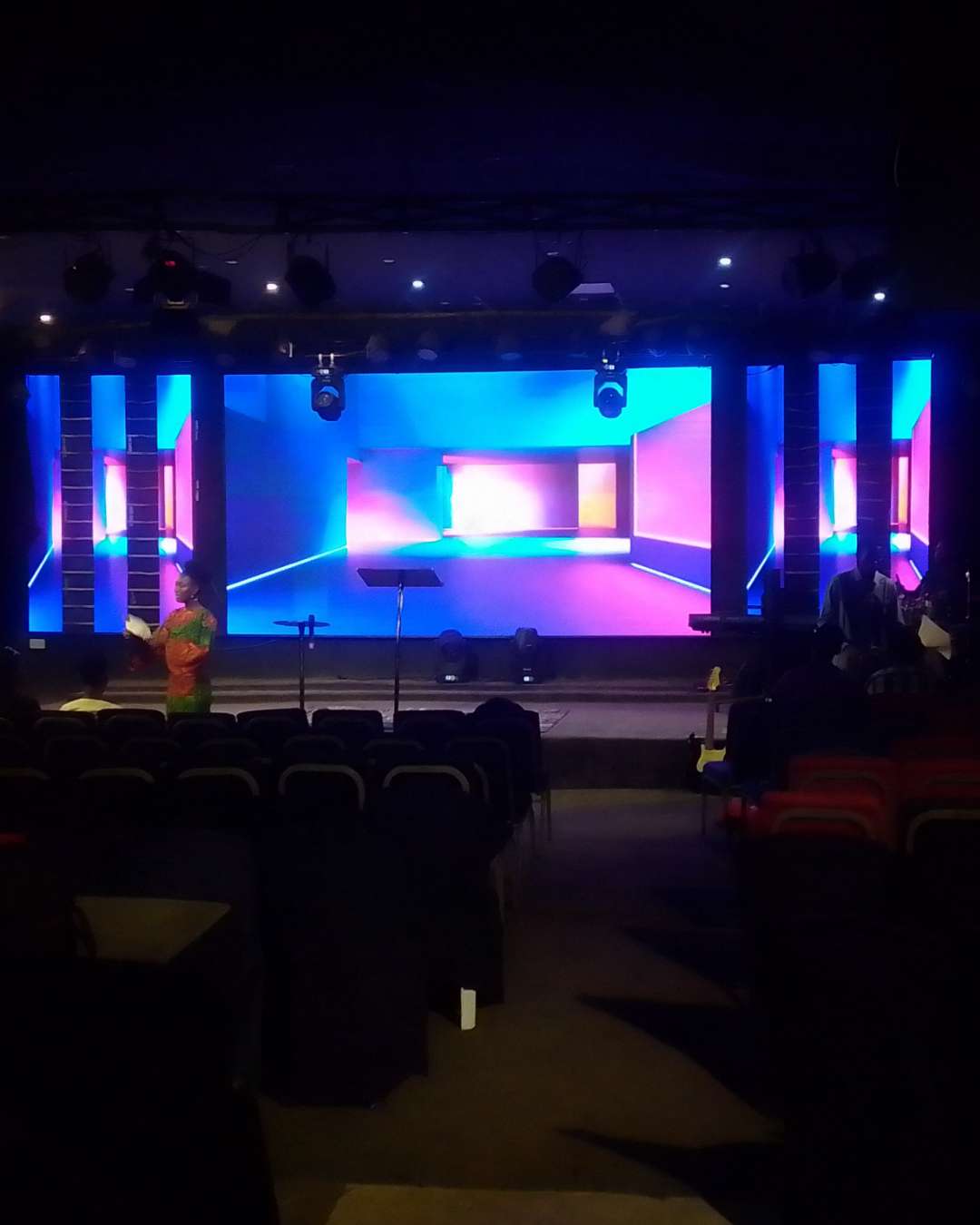 led screen 