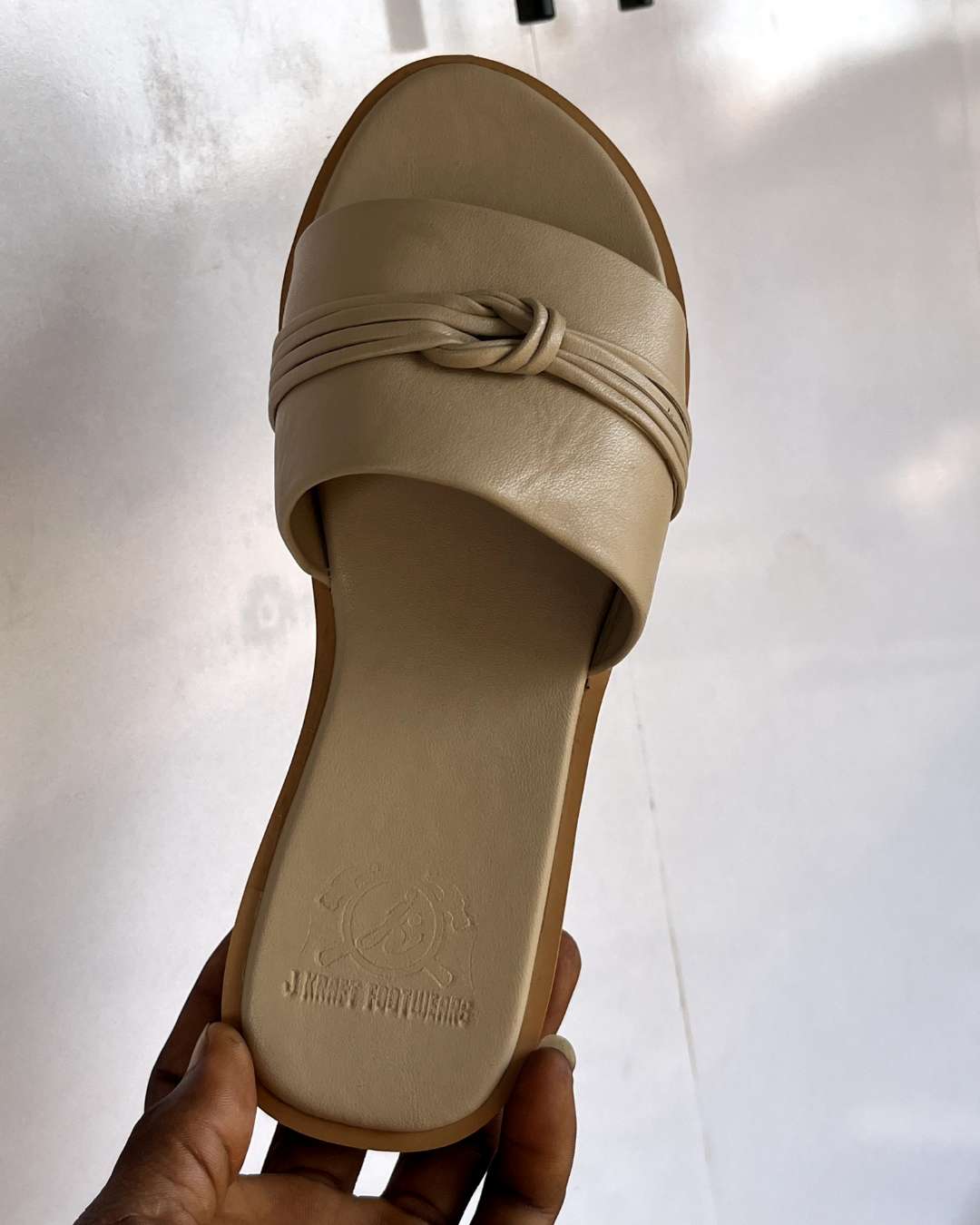 Elegant Knot Strap Women’s Slide