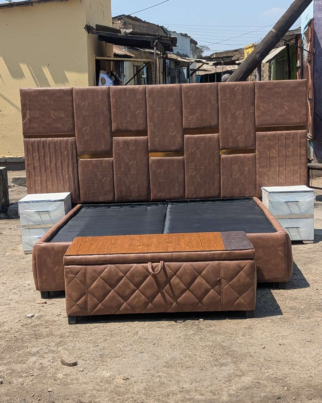 King Size Bed with Ottoman and Headboard