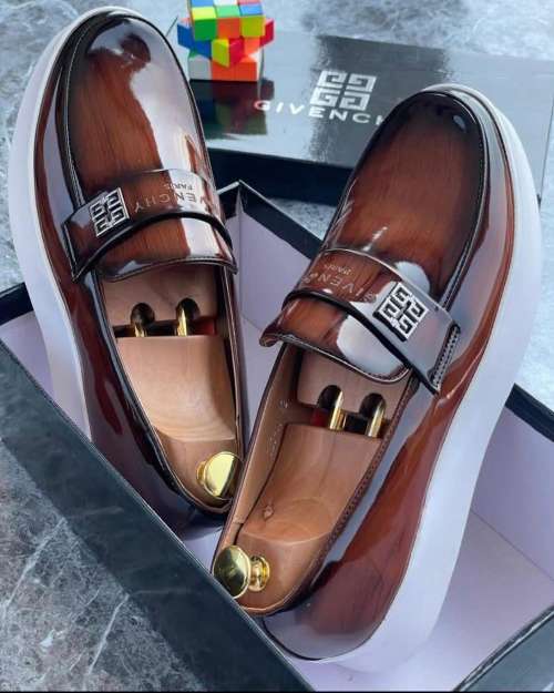Givenchy designers 