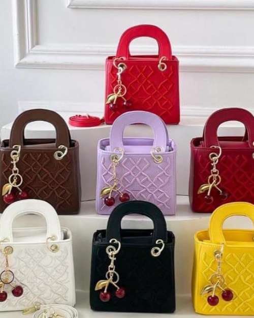 🍒 Bag