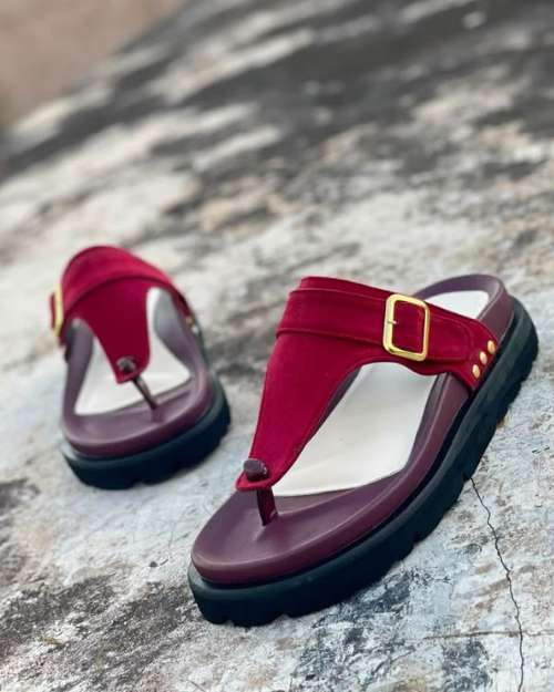 Ladies Bugandry Slide 🥰