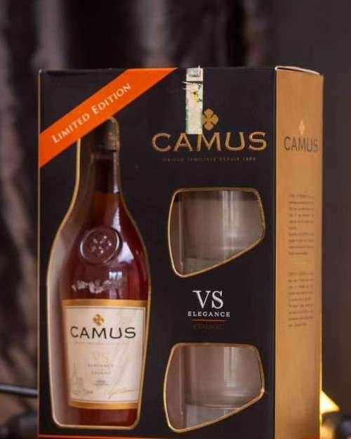 Camus VS Elegance Cognac 700ml Gift Set with 2 Glasses