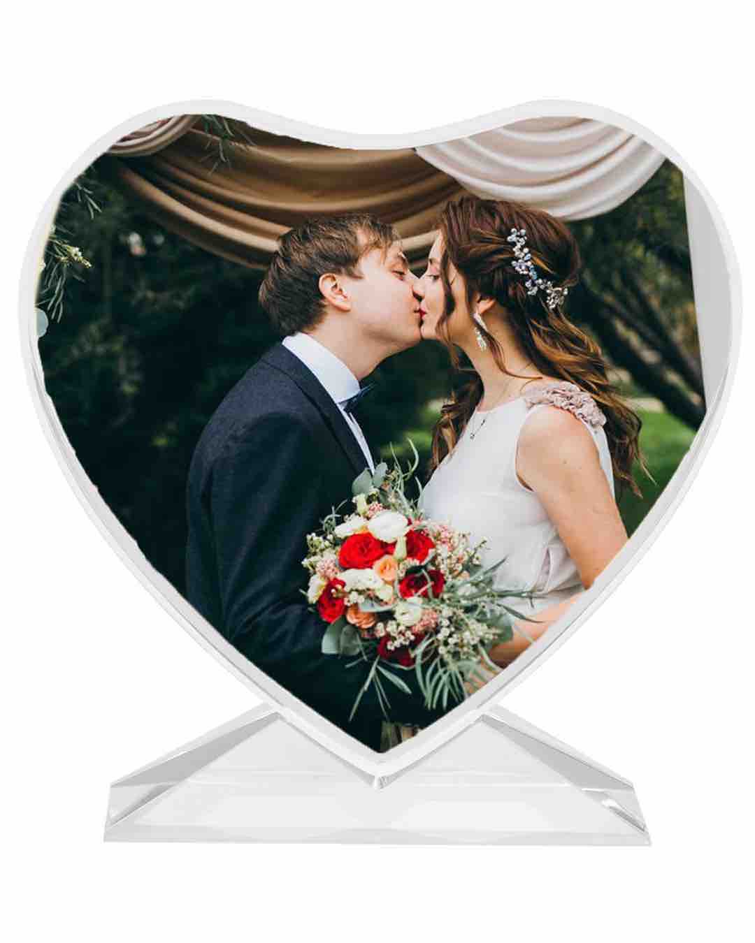 Heart-Shaped Resin Photo Frame