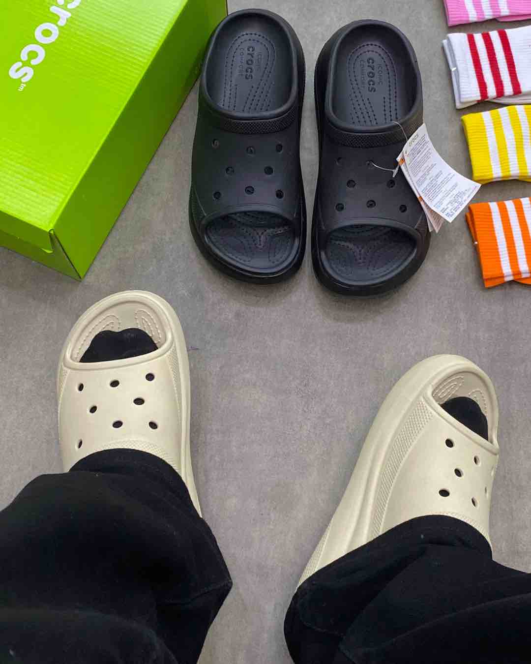 Crocs Classic Crush Slide Sandals