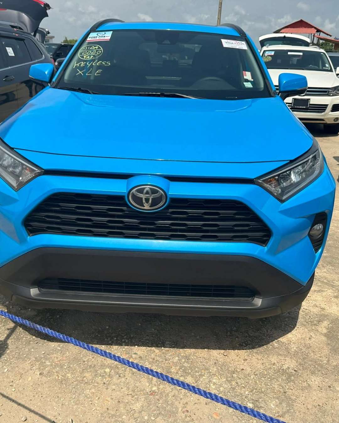 2020 Toyota RAV4 XLE