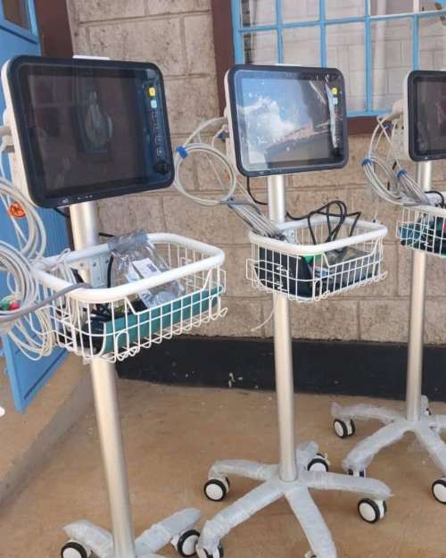 Medical Patient Monitor with Rolling Stand