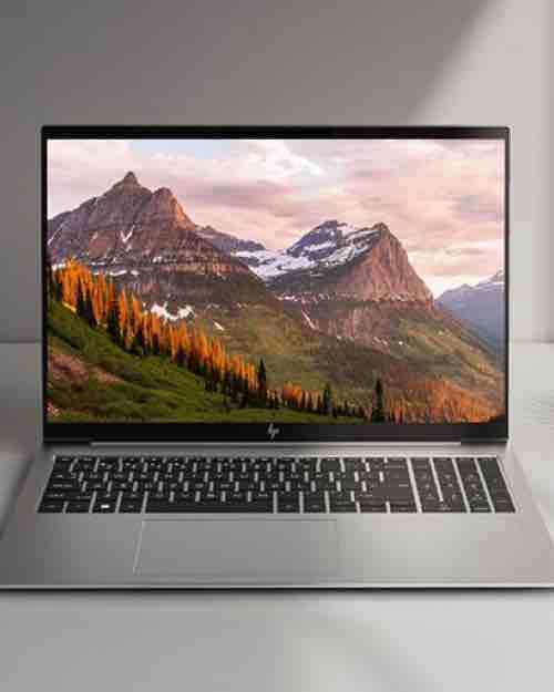 HP Elitebook 830 G9