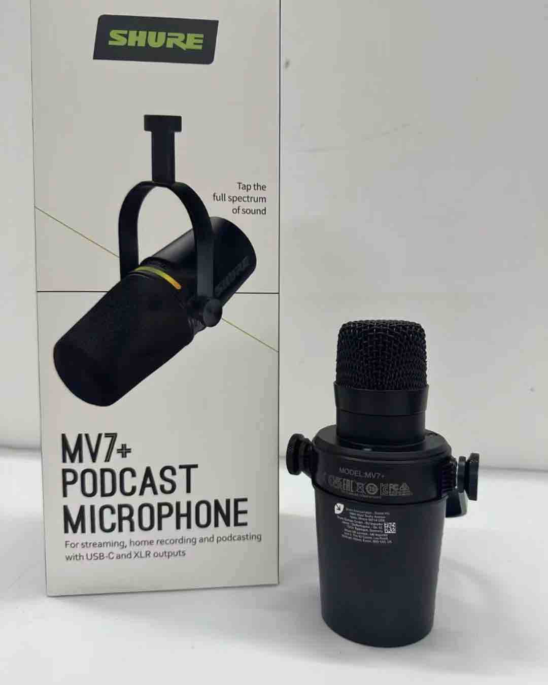 MV7+ microphone 