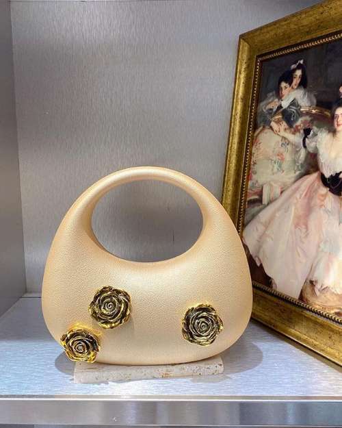 Golden Rose and Shell Design Clutch
