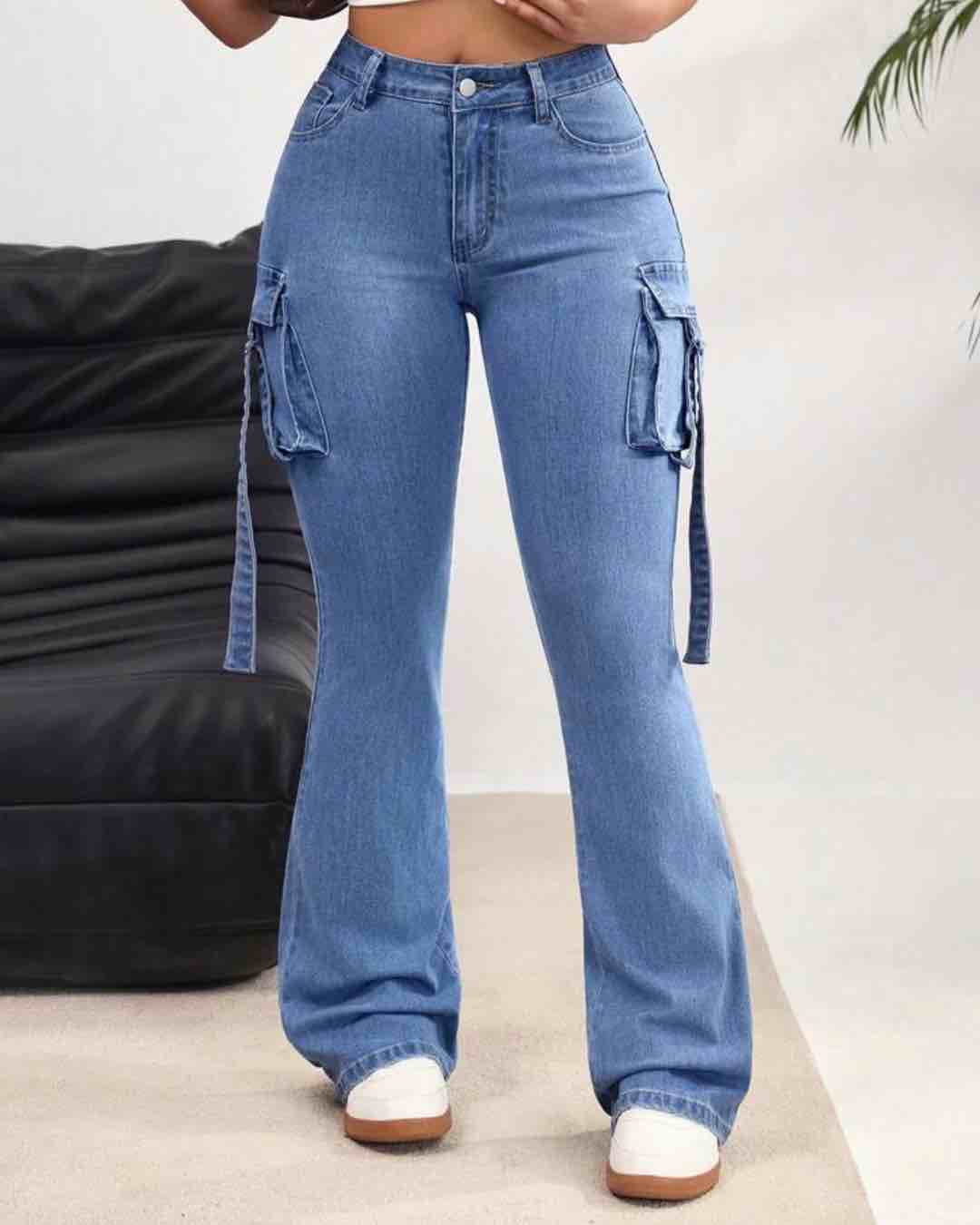 Women's Flare Leg Cargo Jeans