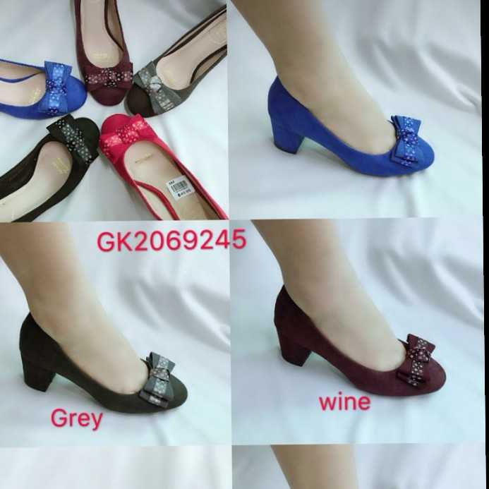 Suede Block Heeled Court shoe