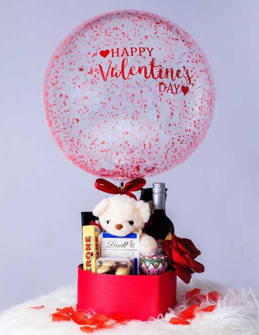 Valentine's hot air ballon