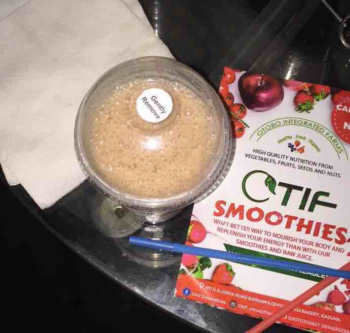 Almond Banana Smoothie