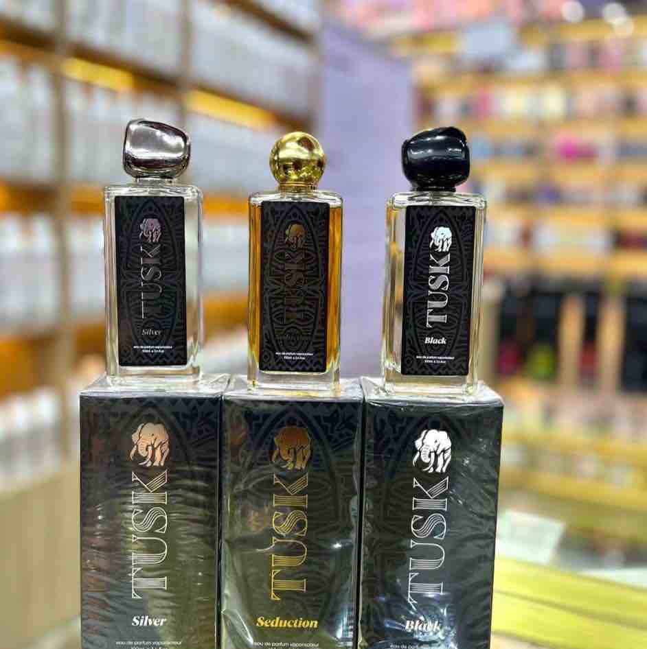 Tusk Perfume is a masculine fragrance 