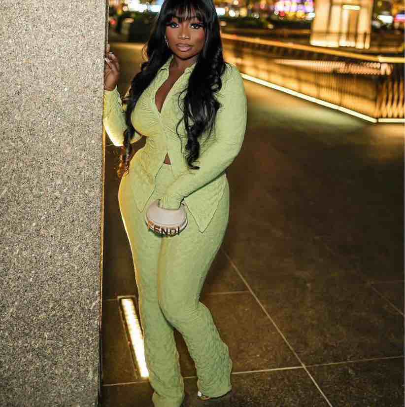 TWO PIECE 