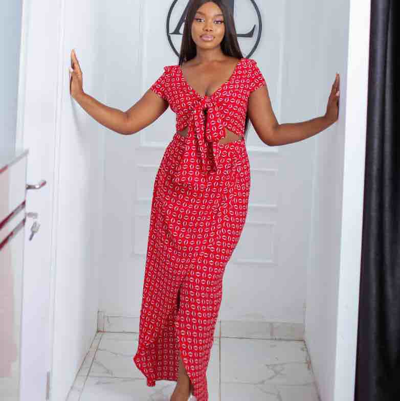 Elegant Red Chiffon Maxi Dress