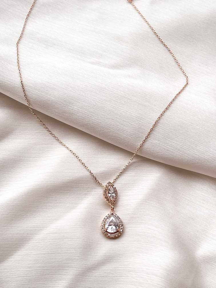 Rose gold necklace 