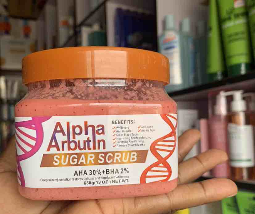Alpha Arbutin scrub
