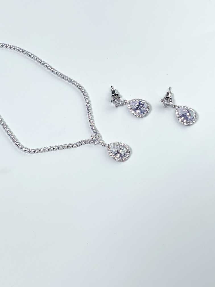Fashion necklace set 
