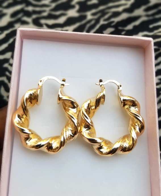 Hoop Earrings😍