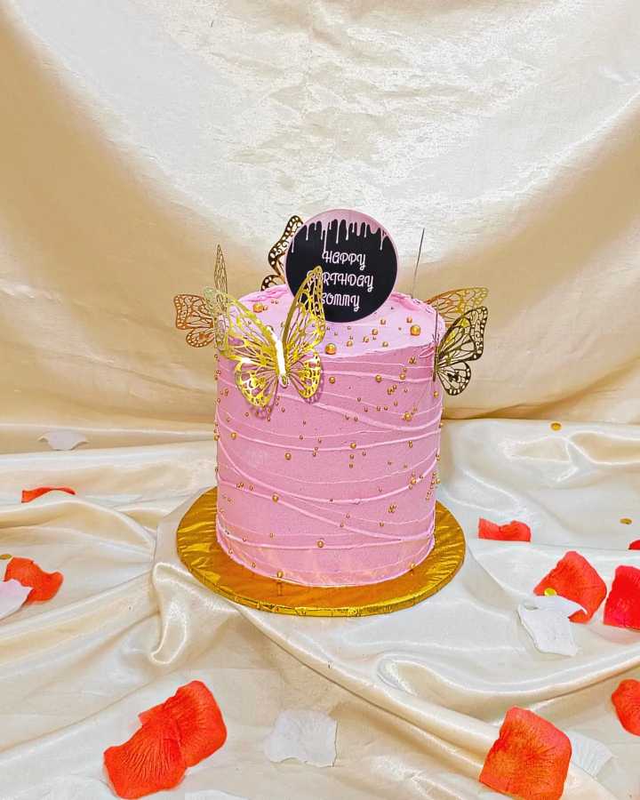 6" mini whipped cream cake