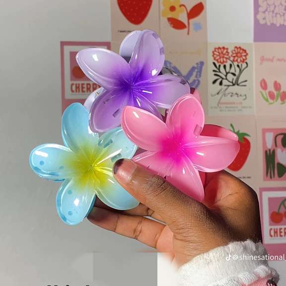 Essy's accessories store