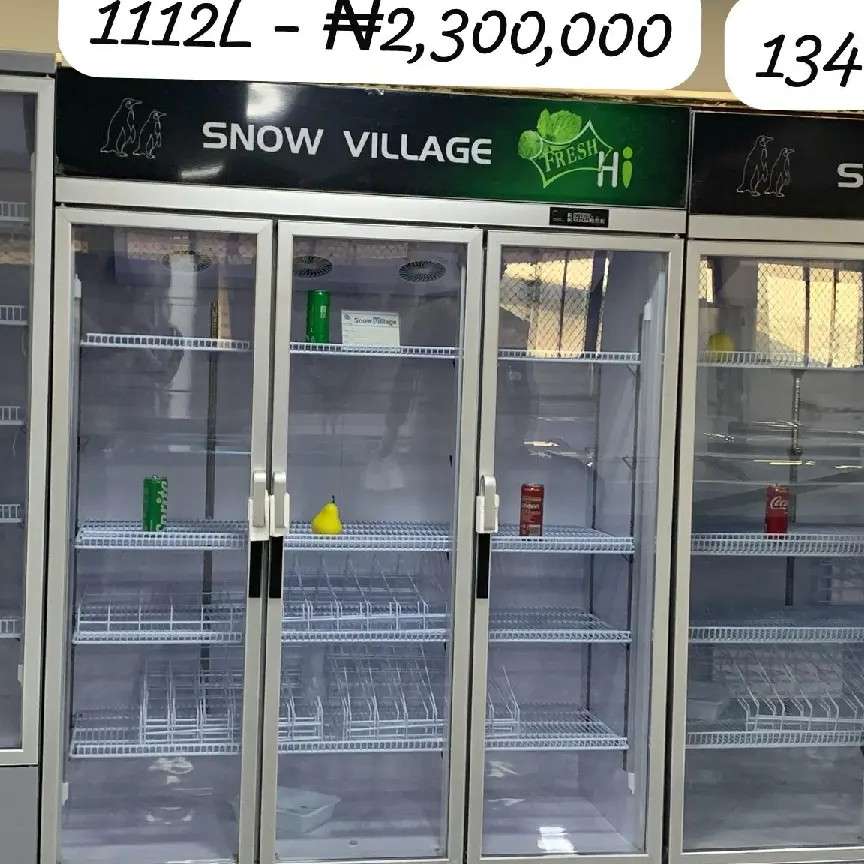 Adunfe ade snow village