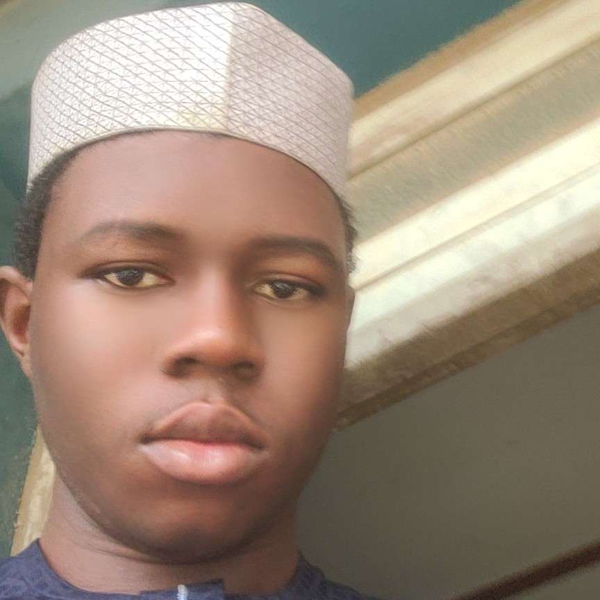 Obatoyayi cloth and caps